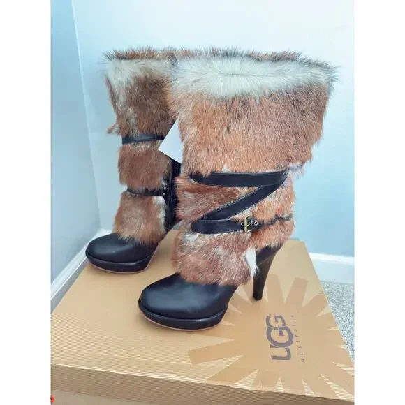 UGG Foxley Sheepskin Fur Heeled Platform Boots Black - size 9.5
